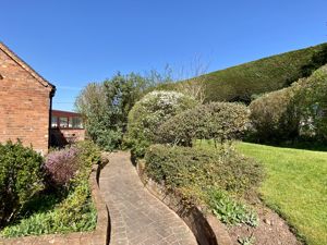 Gardens- click for photo gallery